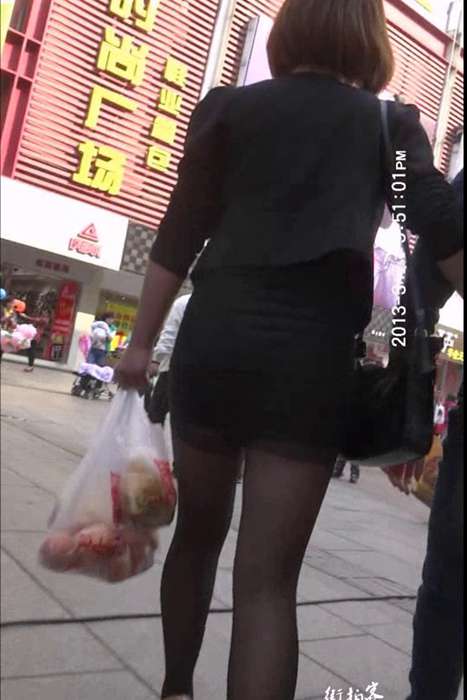 [街拍客视频]jx0309 跟拍短裙黑丝性感少妇