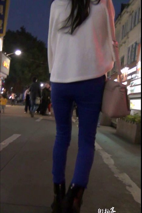 [街拍客视频]jx0609 跟拍蓝色紧身裤漂亮MM